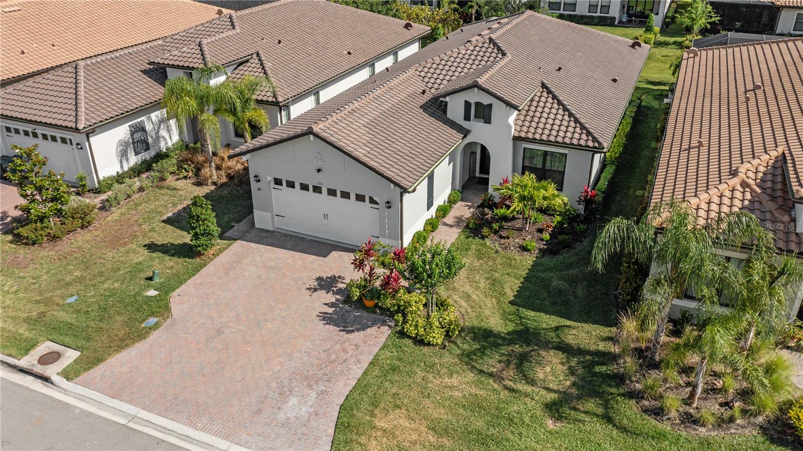 Image 9 of 86 For 2121 6th Street E