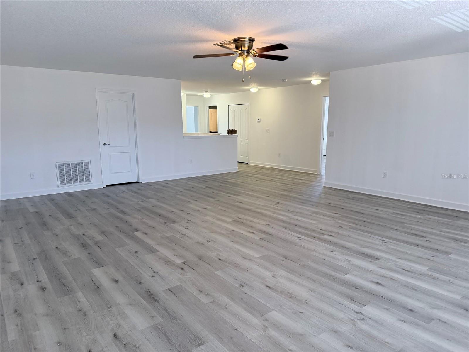 Image 23 of 52 For 19417 Paddock View Drive