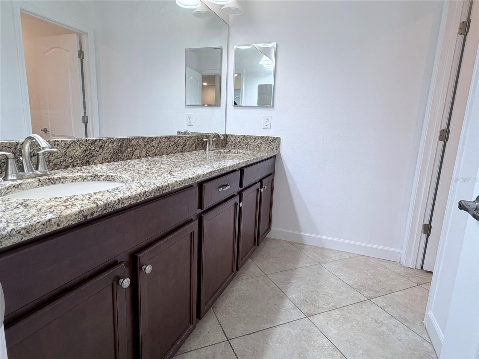 Image 33 of 52 For 19417 Paddock View Drive