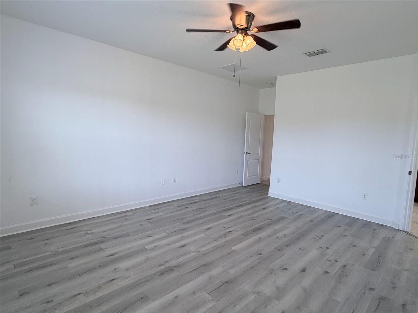 Image 43 of 52 For 19417 Paddock View Drive