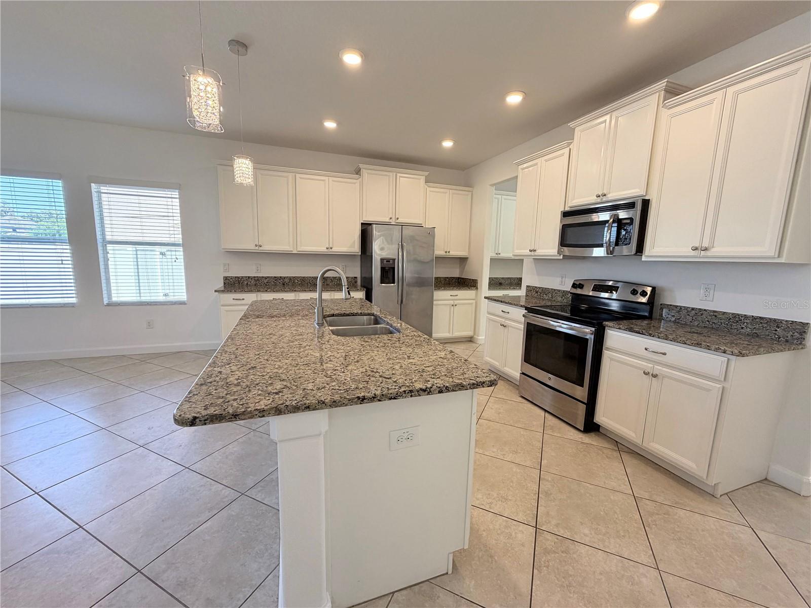 Image 6 of 52 For 19417 Paddock View Drive