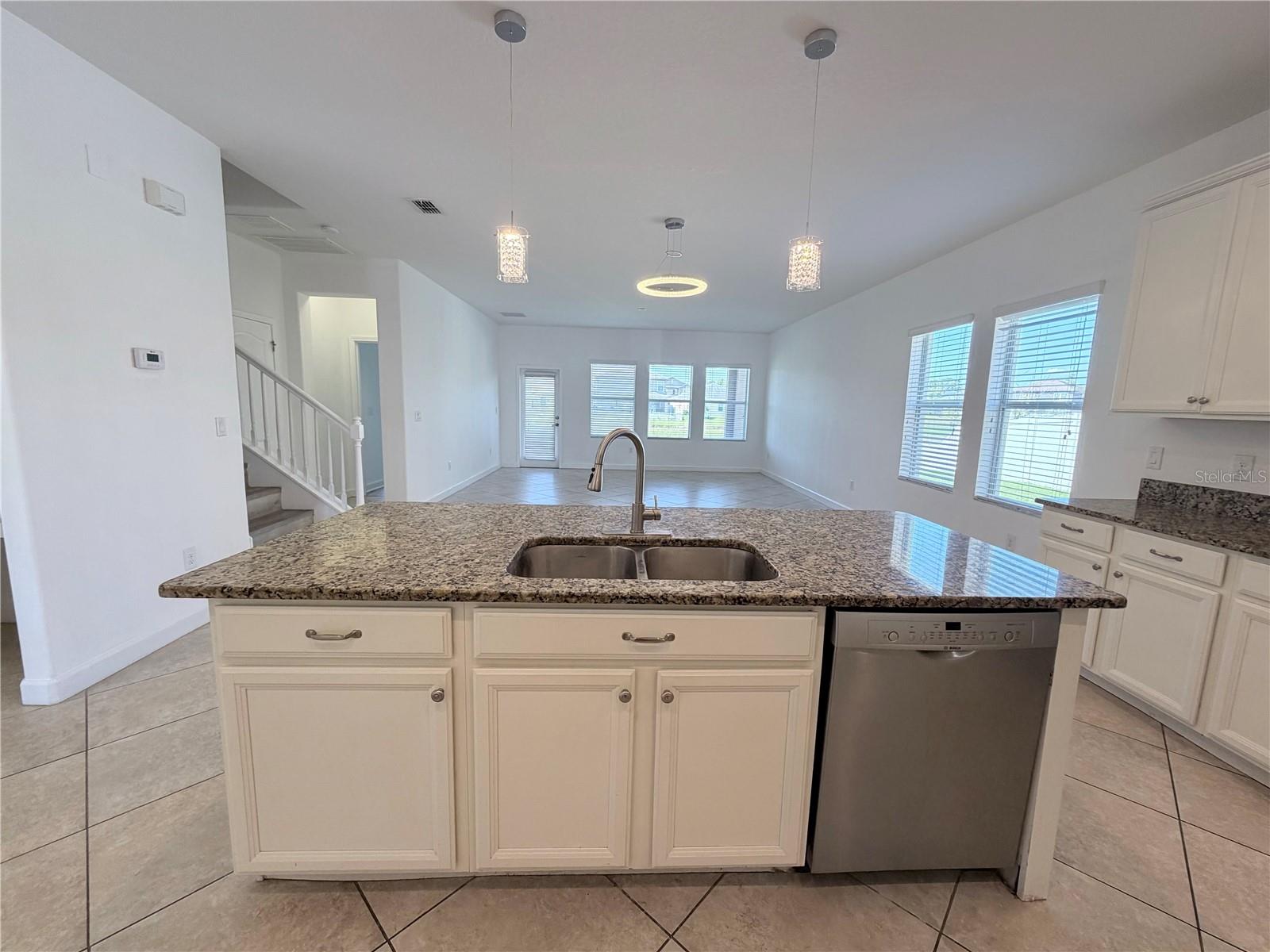 Image 7 of 52 For 19417 Paddock View Drive