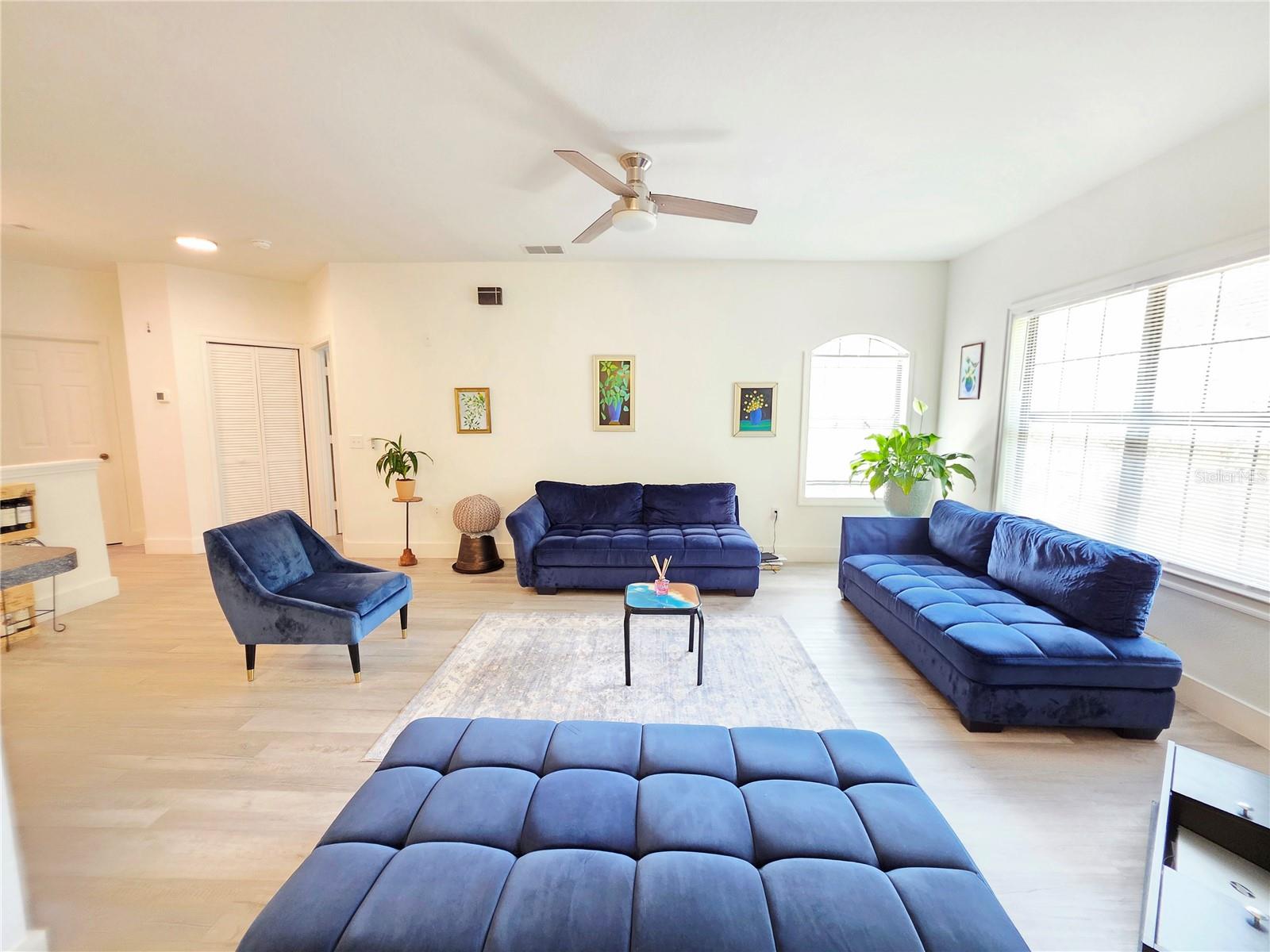 Image 15 of 73 For 2171 Portofino Place 27-2725