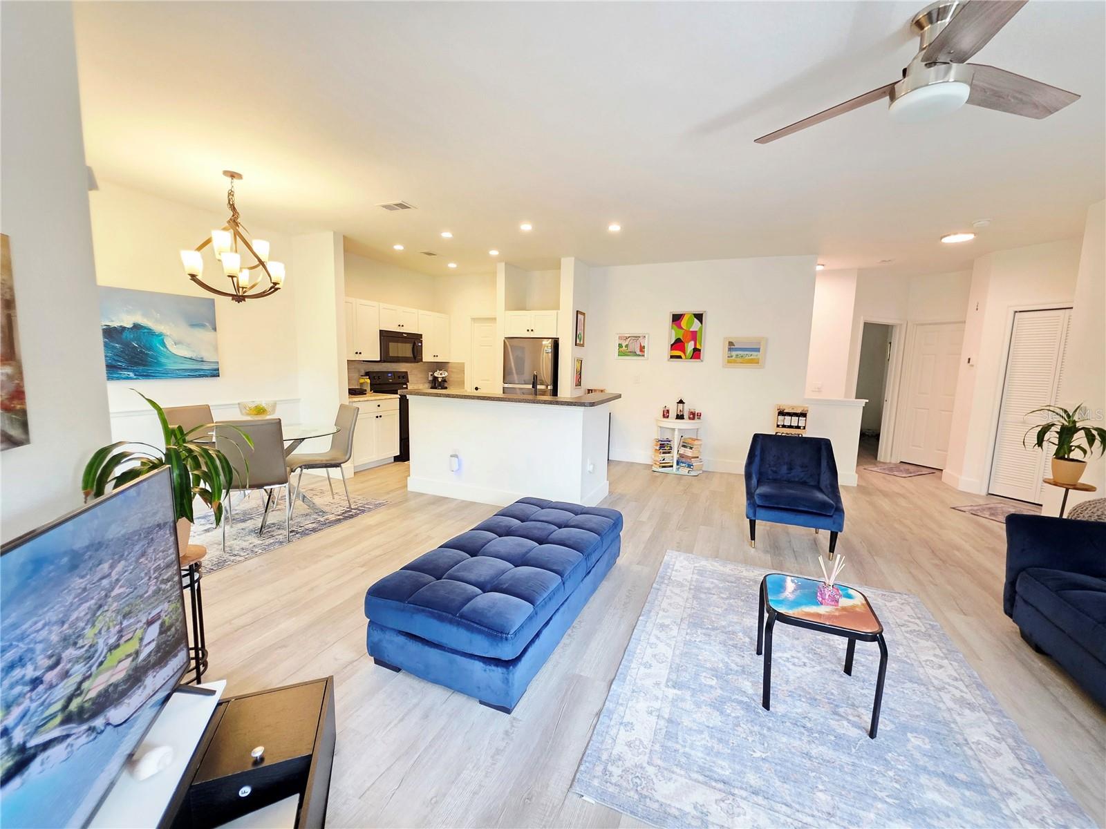 Image 17 of 73 For 2171 Portofino Place 27-2725