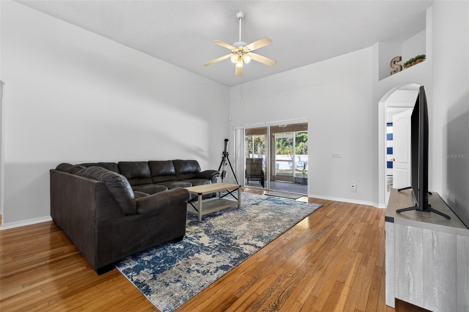 Image 17 of 39 For 8525 Heyward Road