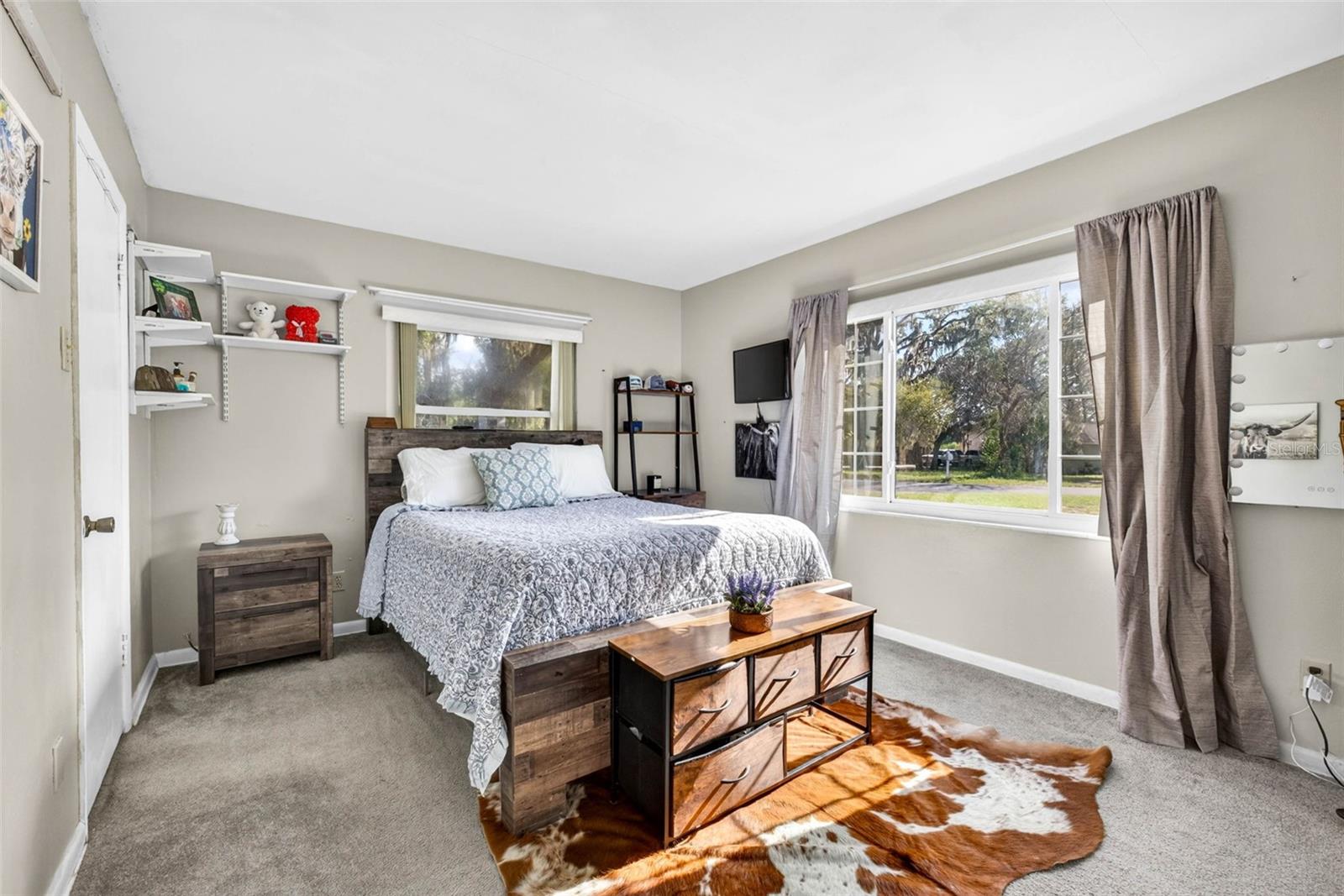 Listing photo id 22 for 5068 Lakewood Drive