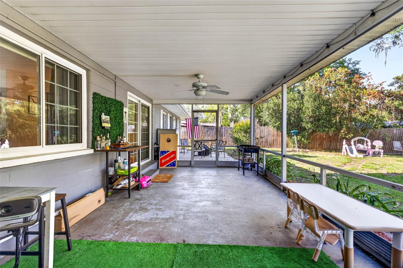 Listing photo id 37 for 5068 Lakewood Drive