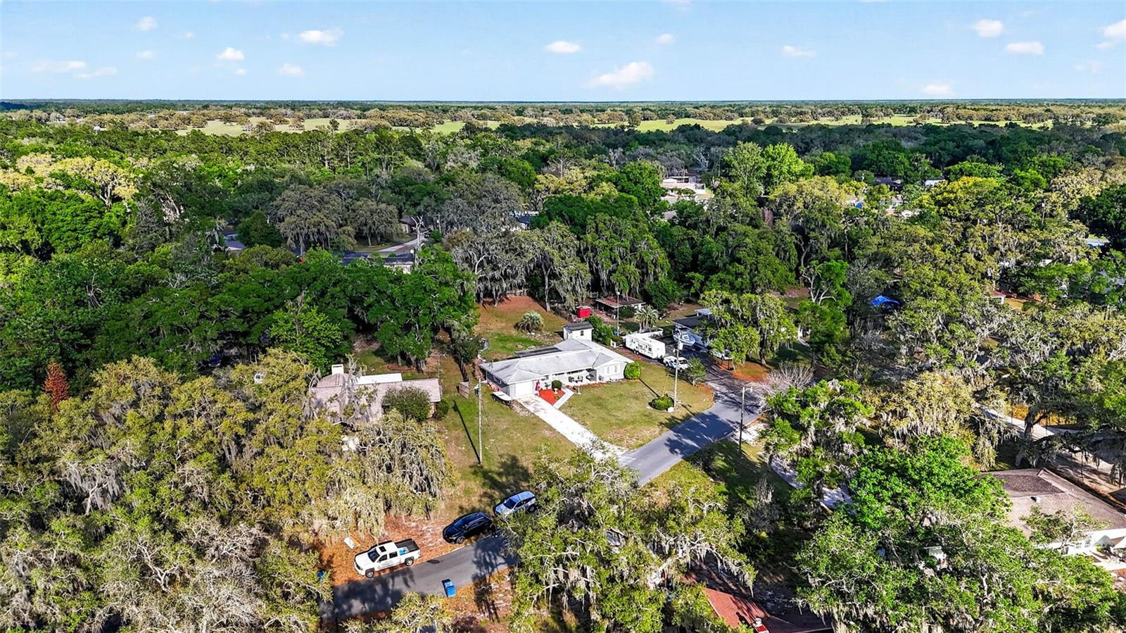 Listing photo id 51 for 5068 Lakewood Drive