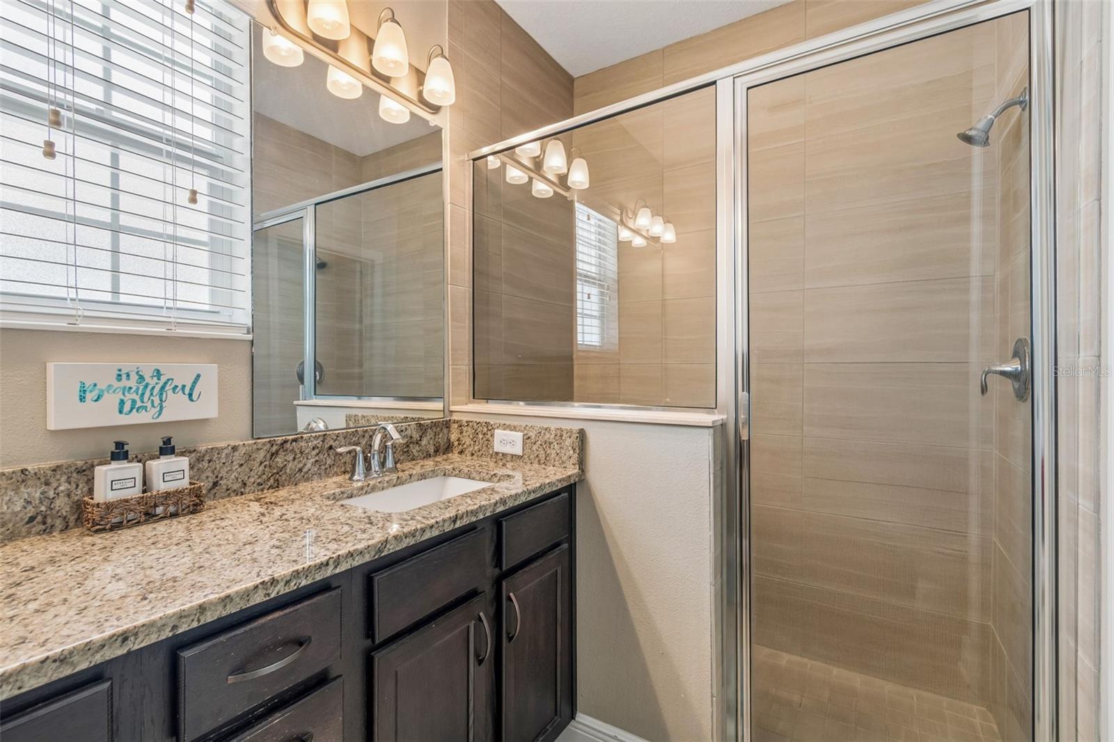 Image 37 of 100 For 3473 Bumelia Lane