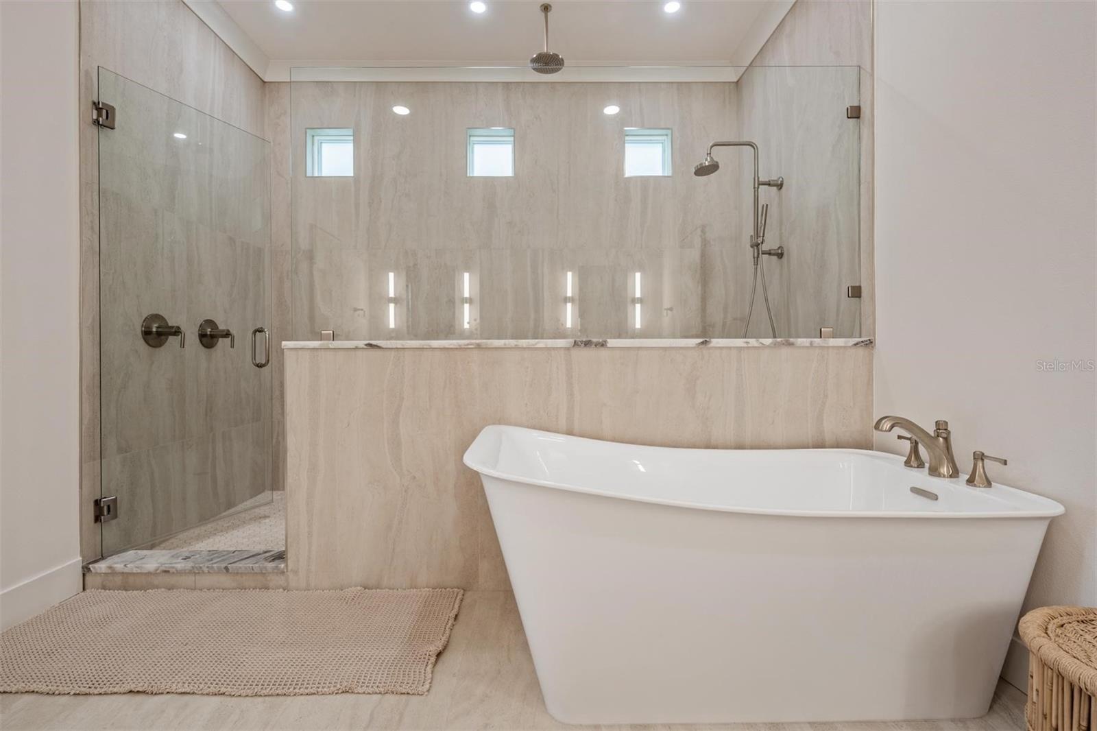 Image 25 of 81 For 500 Davis Boulevard