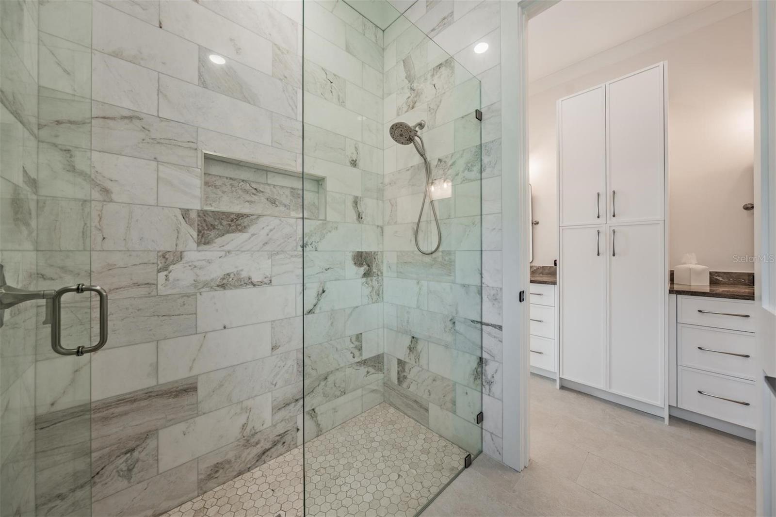 Image 42 of 81 For 500 Davis Boulevard