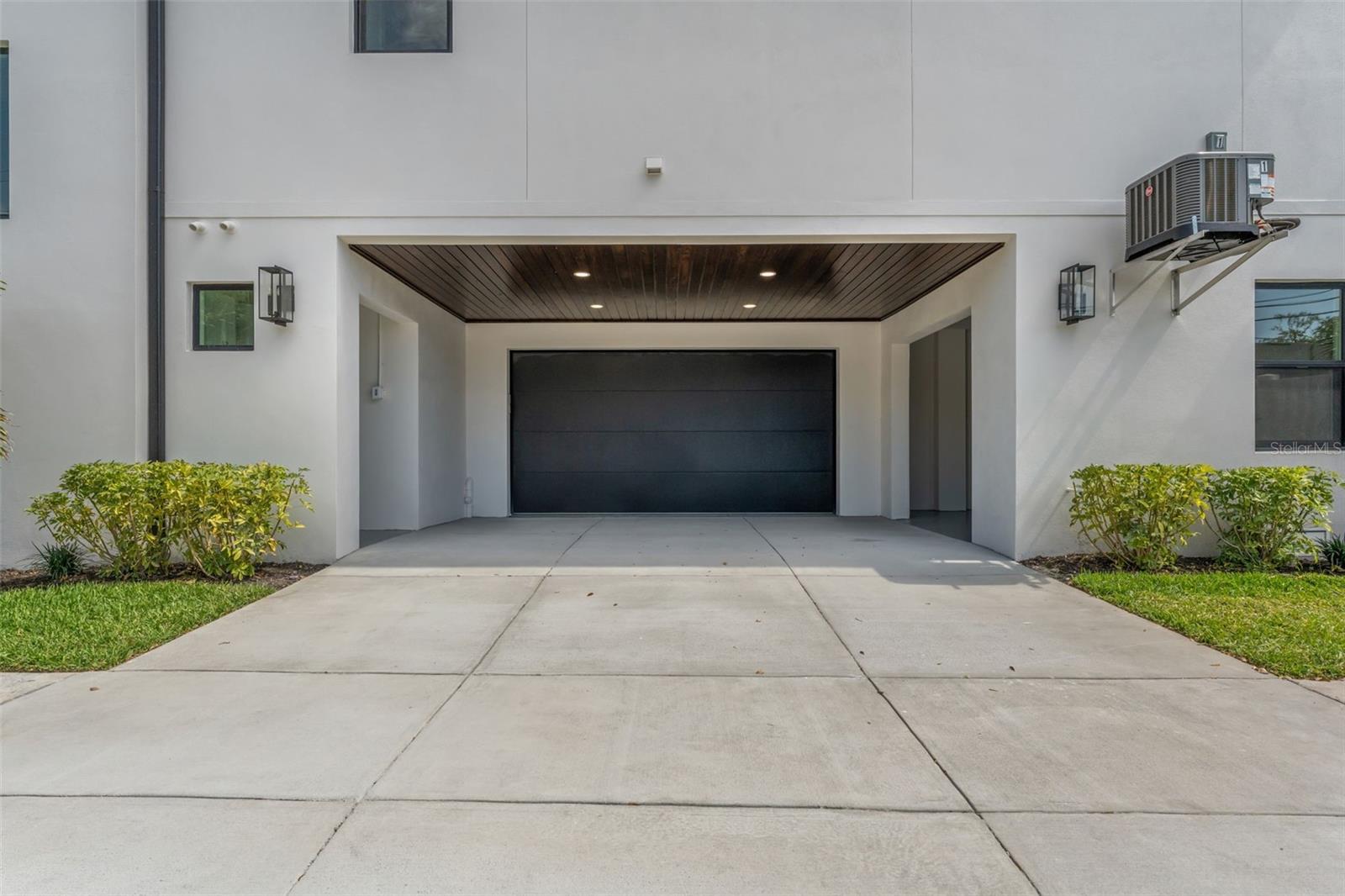 Image 62 of 81 For 500 Davis Boulevard