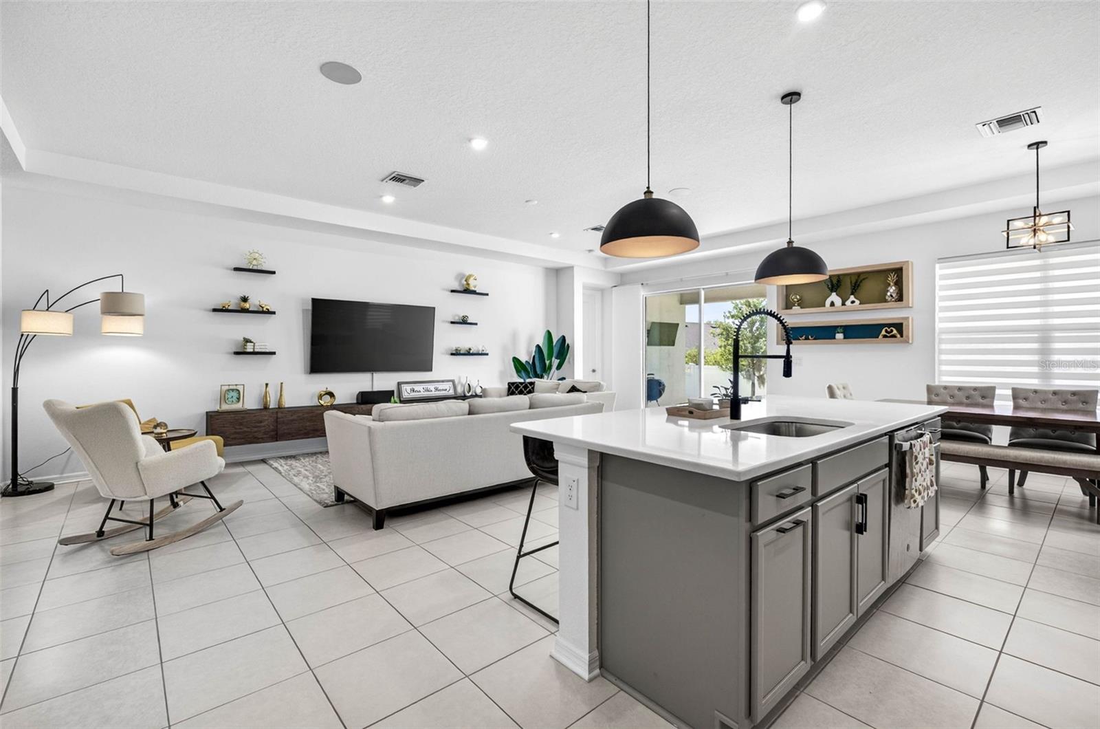 Image 17 of 59 For 34212 Evergreen Hill