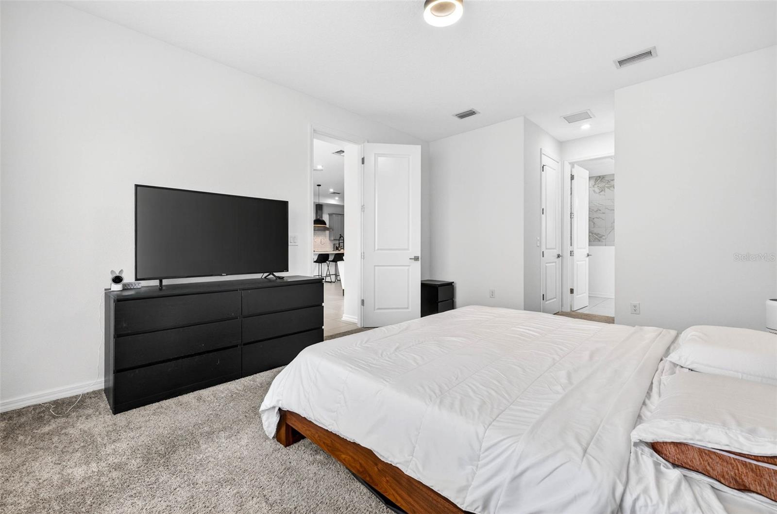 Image 27 of 59 For 34212 Evergreen Hill