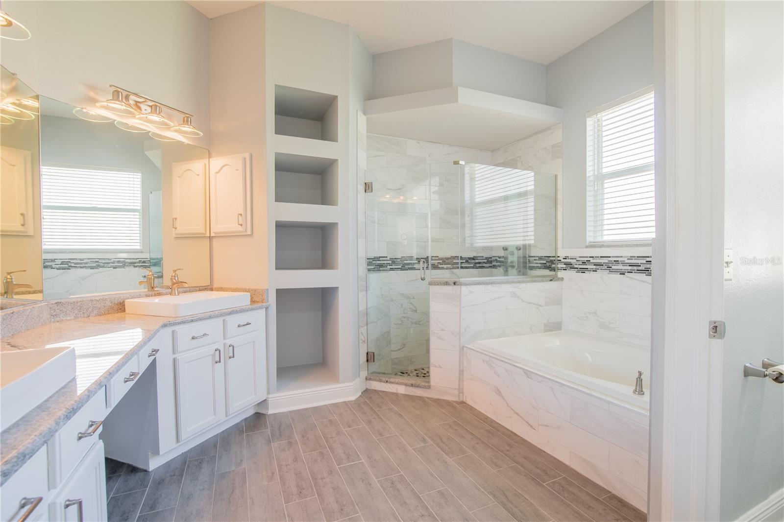 Image 11 of 50 For 4810 Water Lark Way