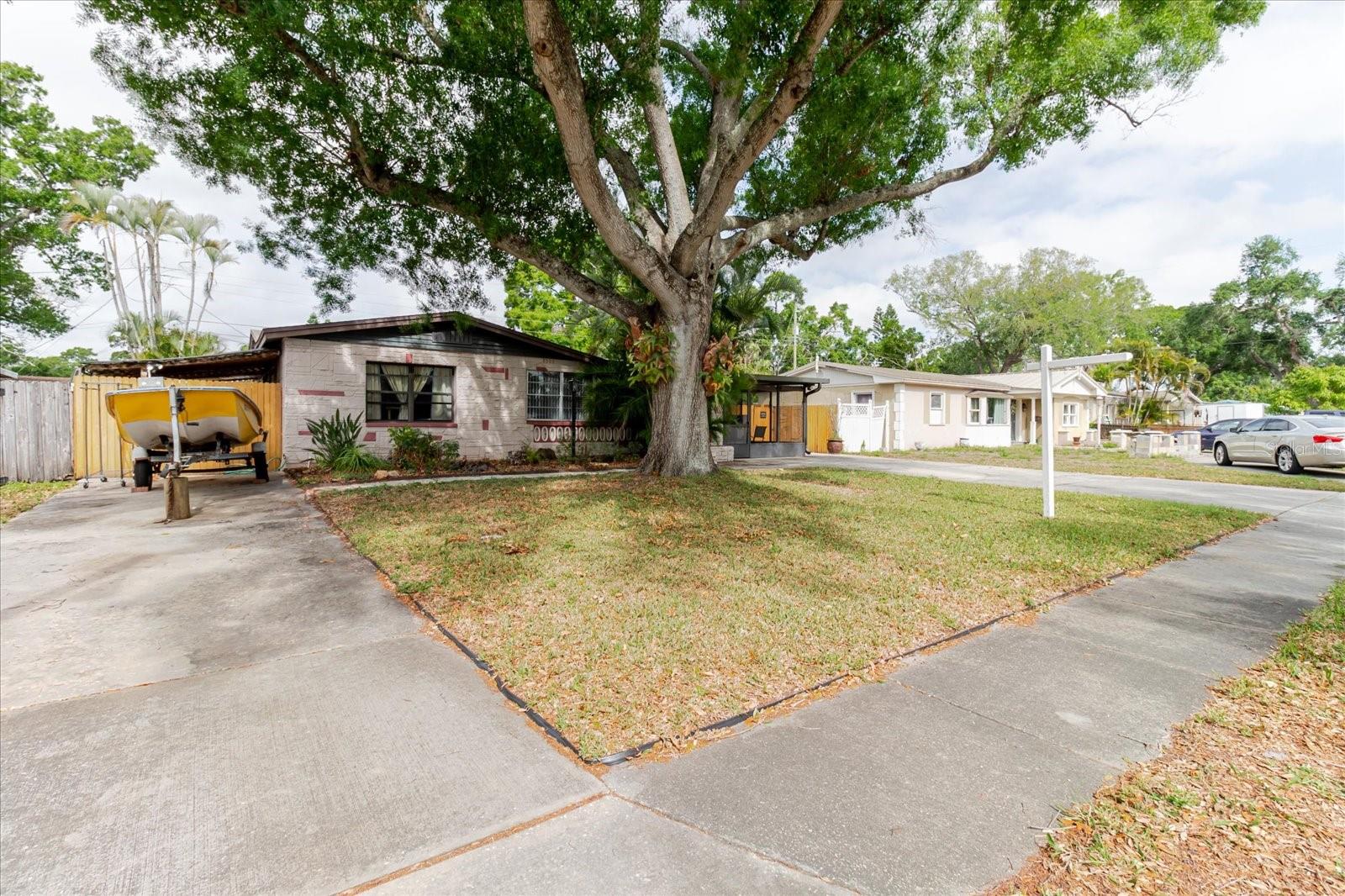 Image 5 of 30 For 8300 54th Street N