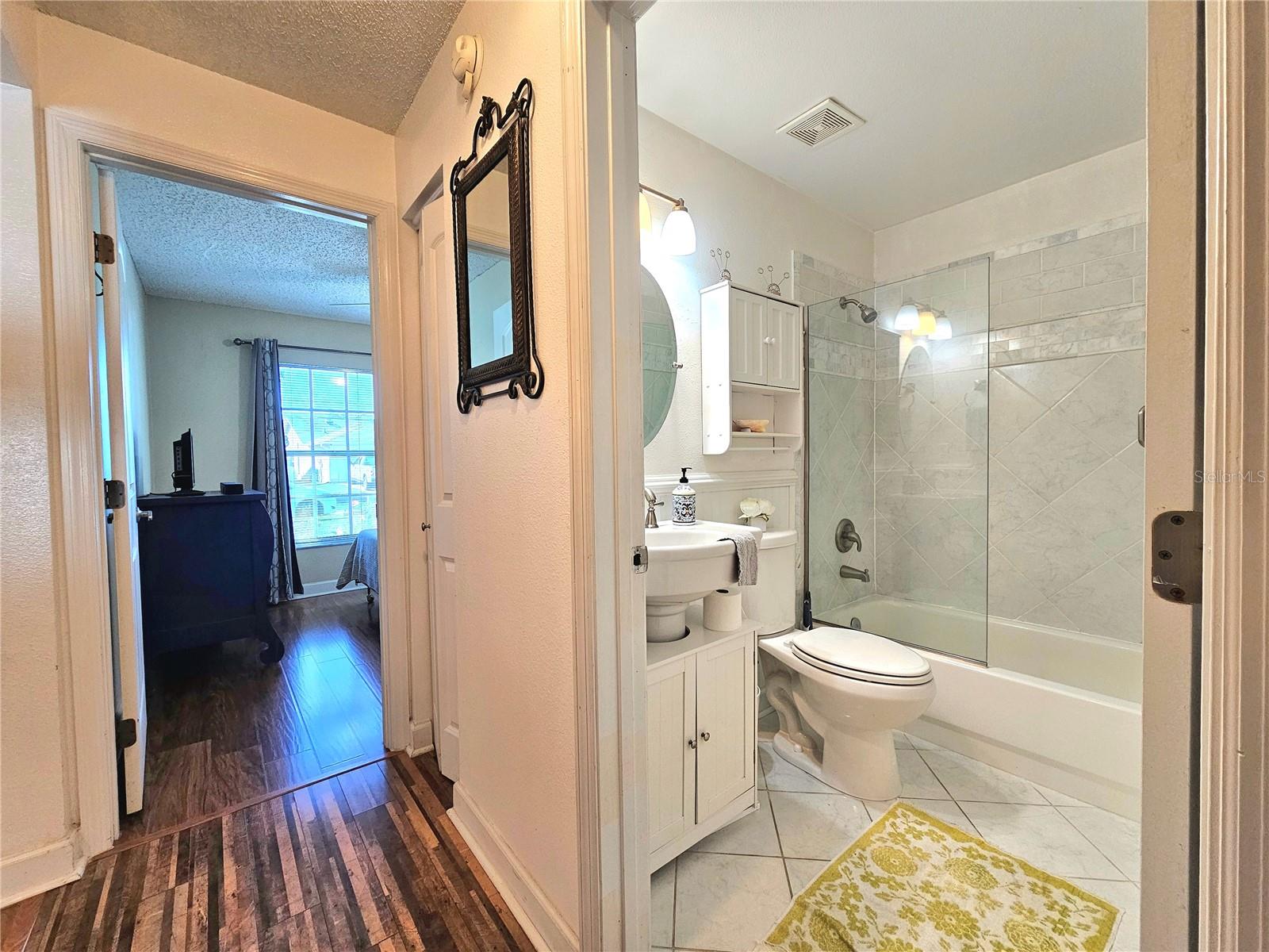 Image 19 of 36 For 1212 Etchfield Circle