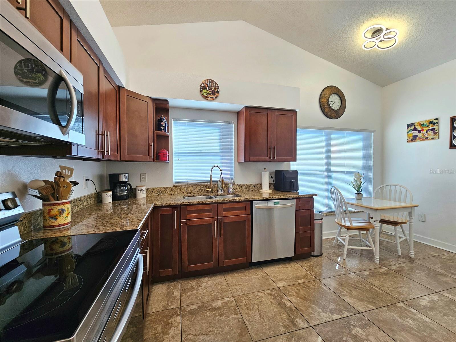 Image 23 of 36 For 1212 Etchfield Circle