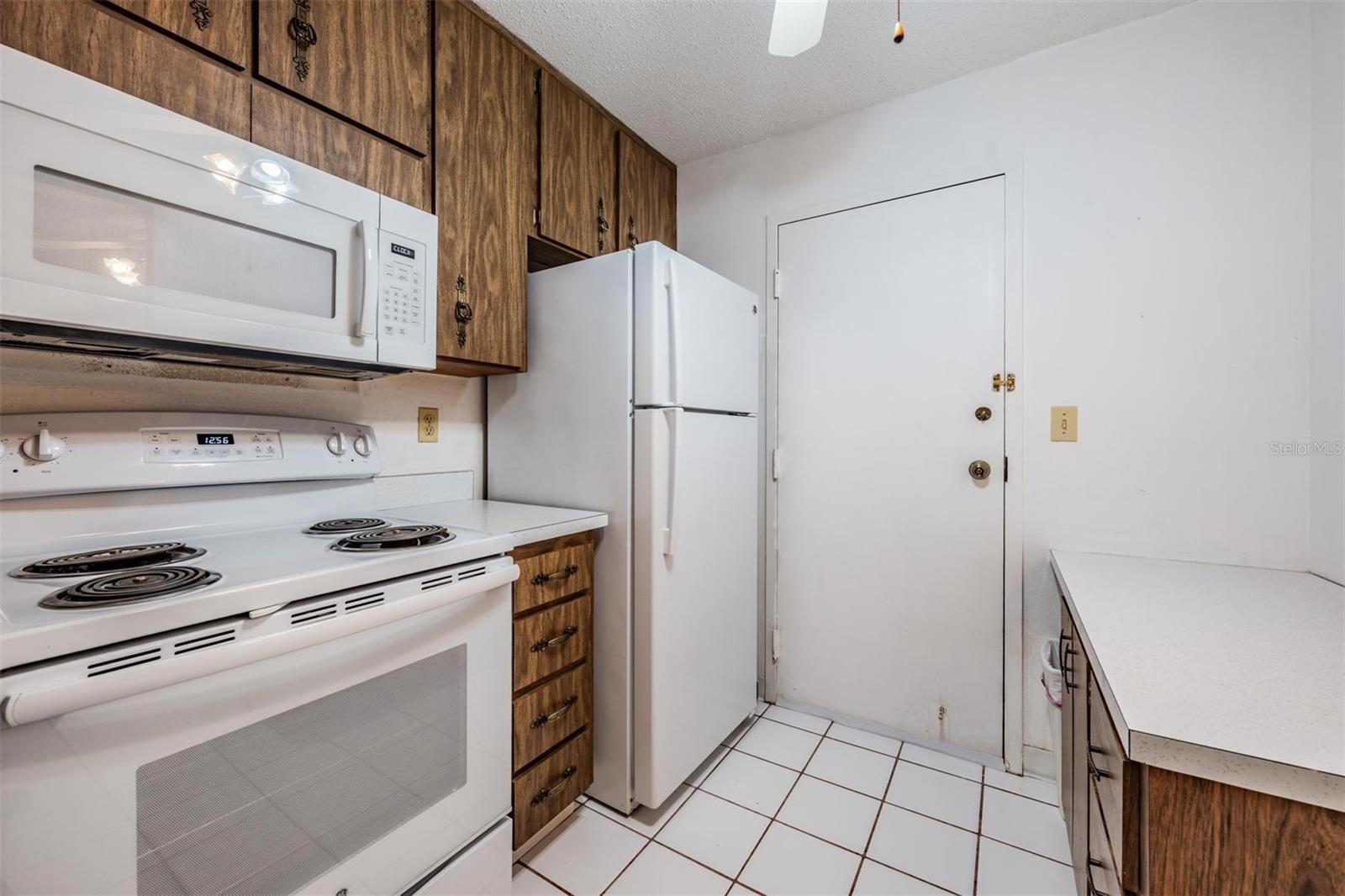 Image 7 of 30 For 2700 Bayshore Boulevard 1308