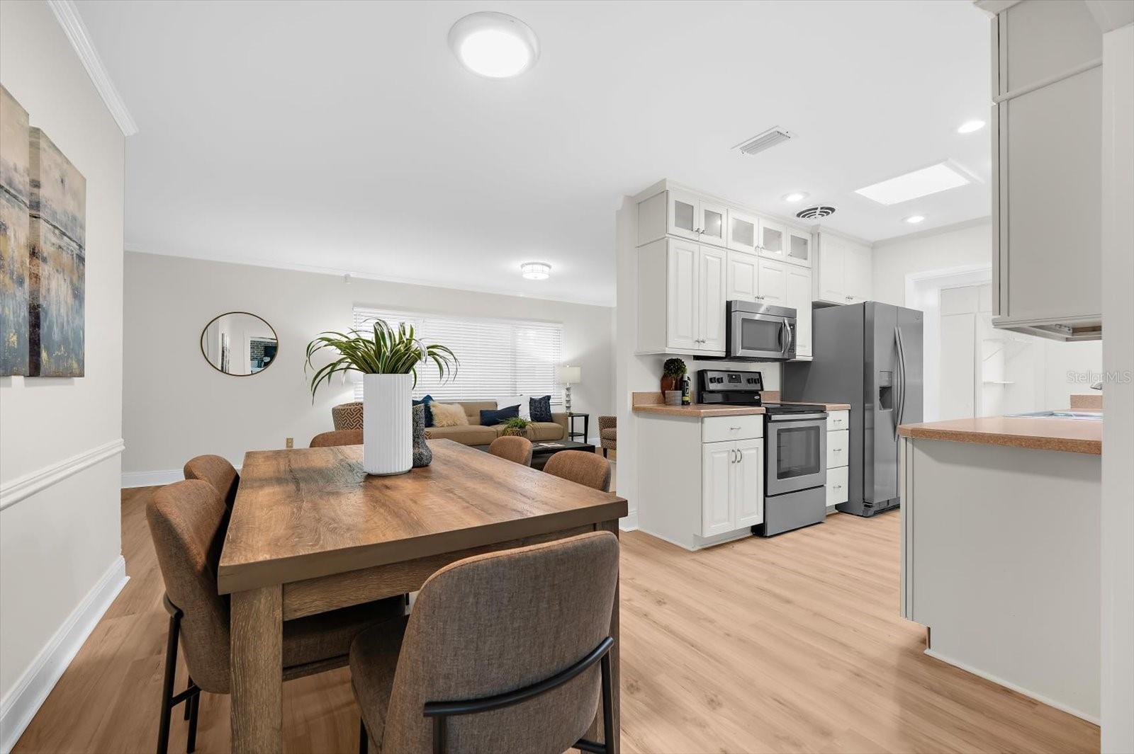 Image 12 of 74 For 3315 Beaumont Street