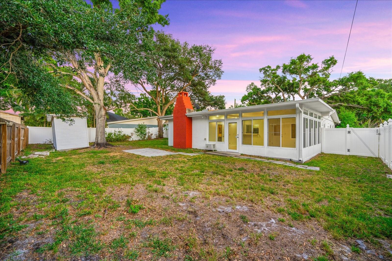 Image 44 of 74 For 3315 Beaumont Street