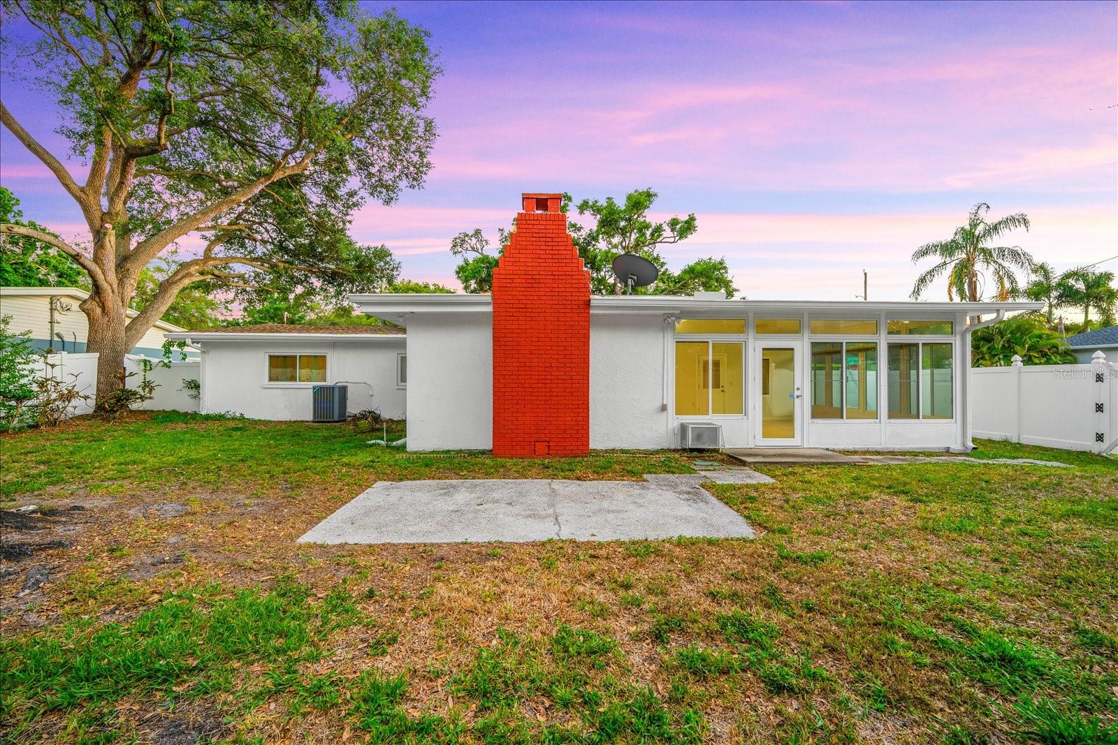 Image 45 of 74 For 3315 Beaumont Street