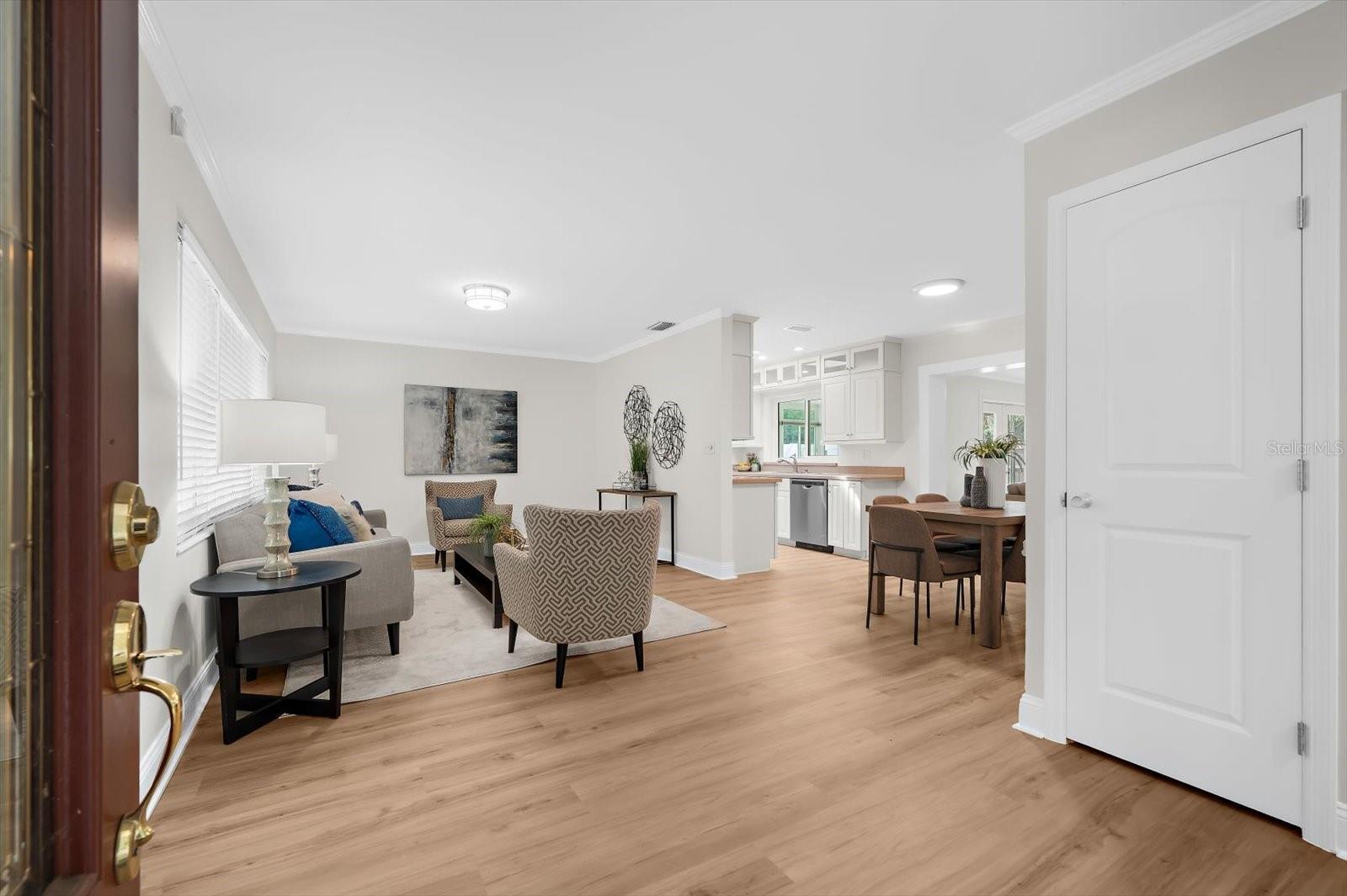 Image 5 of 74 For 3315 Beaumont Street