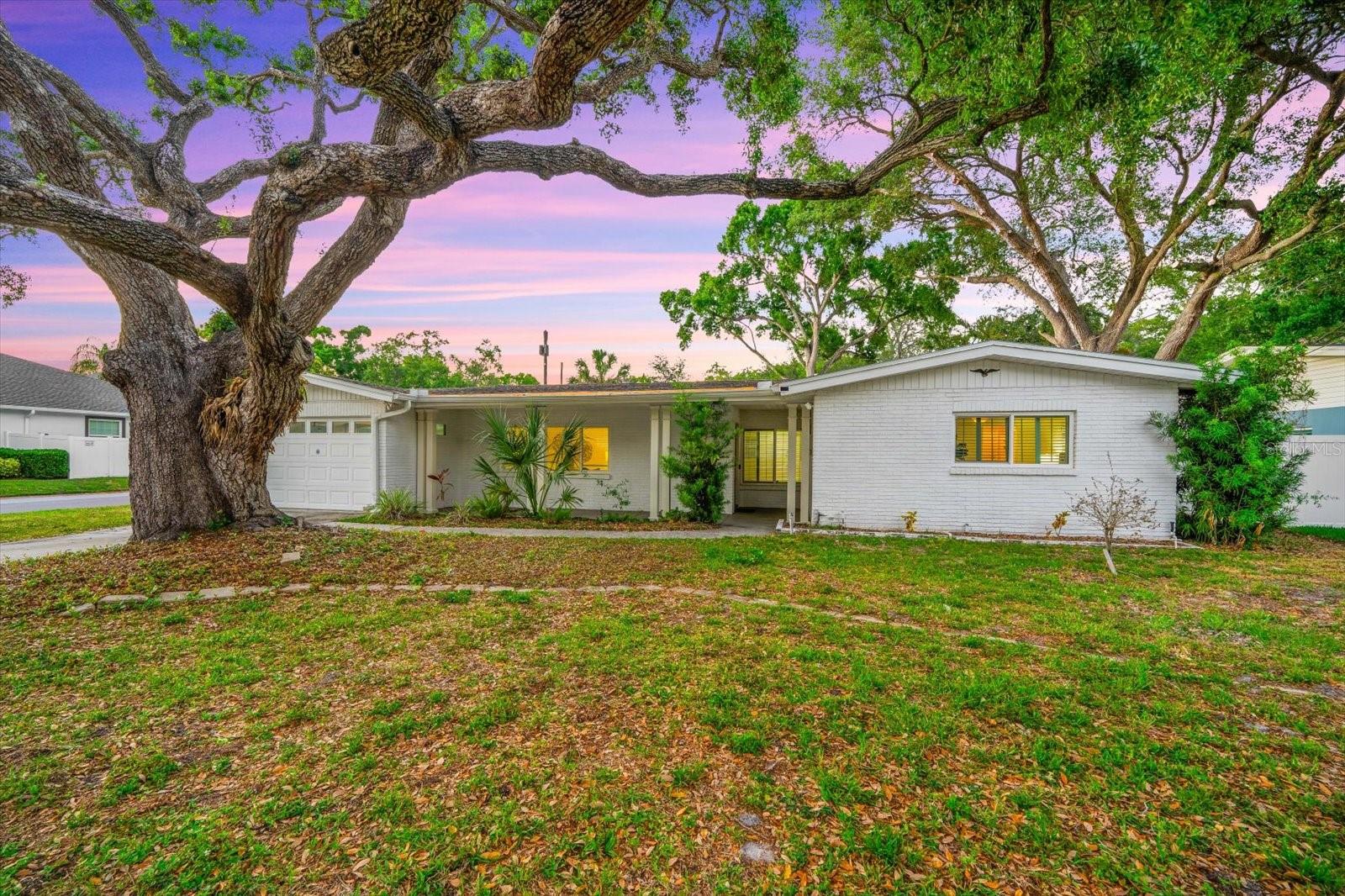 Image 54 of 74 For 3315 Beaumont Street