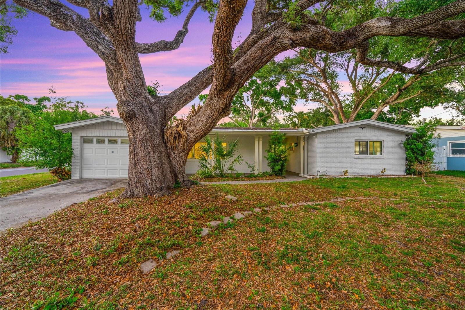 Image 57 of 74 For 3315 Beaumont Street