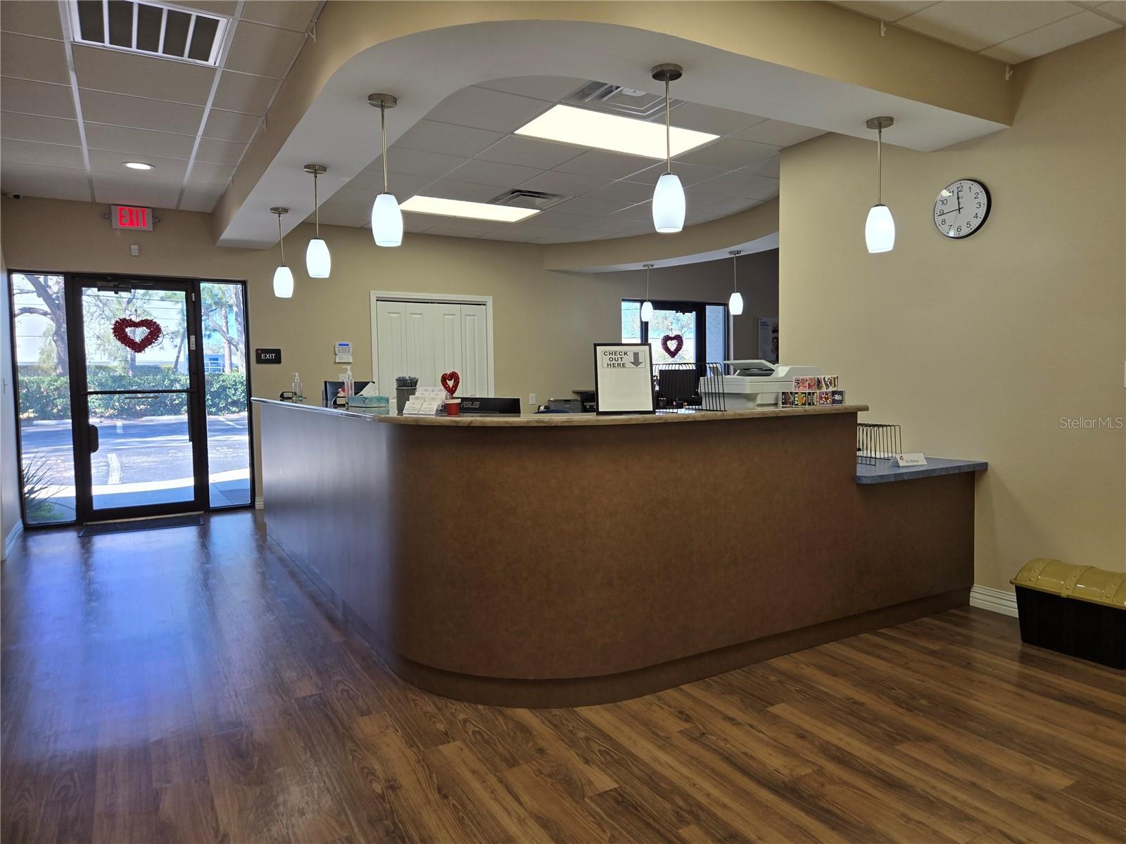 Image 10 of 29 For 13555 Automobile Boulevard 200