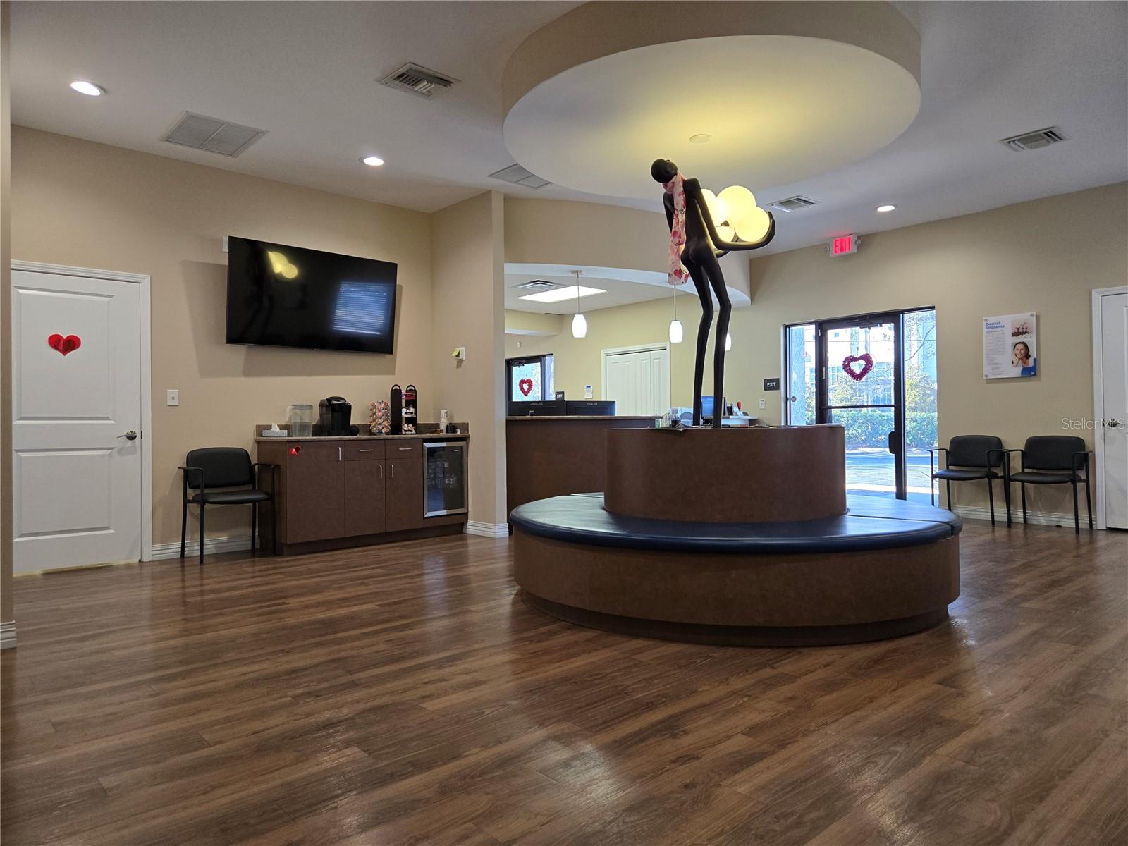 Image 8 of 29 For 13555 Automobile Boulevard 200