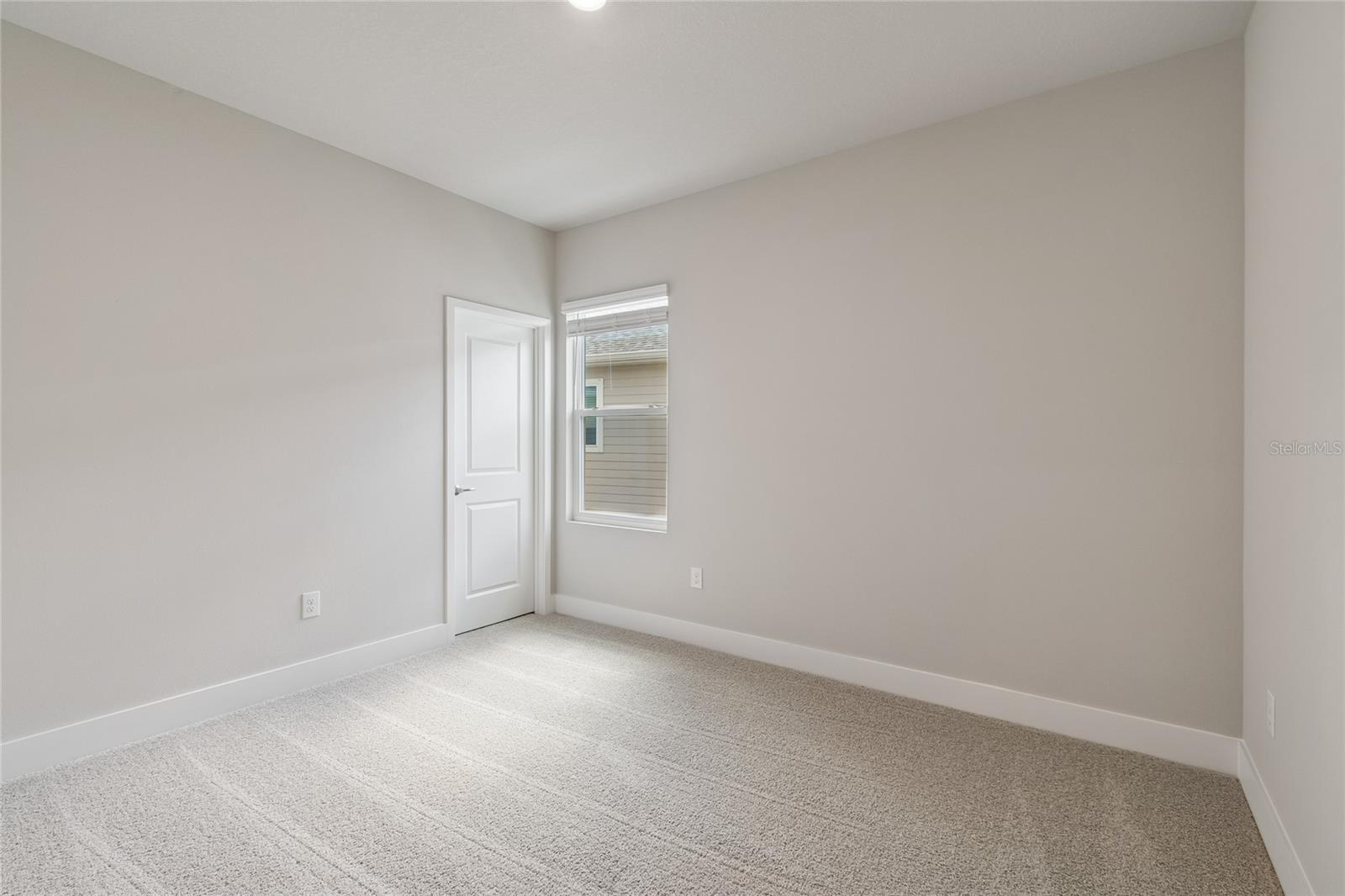 Image 31 of 41 For 10716 Oak Bend Drive