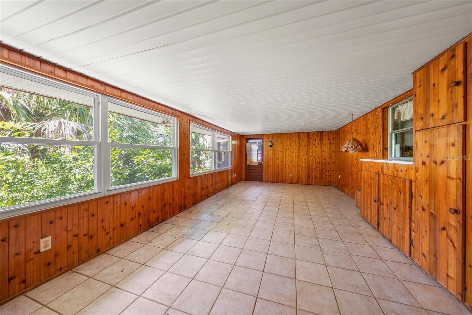 Image 21 of 39 For 11496 74th Avenue