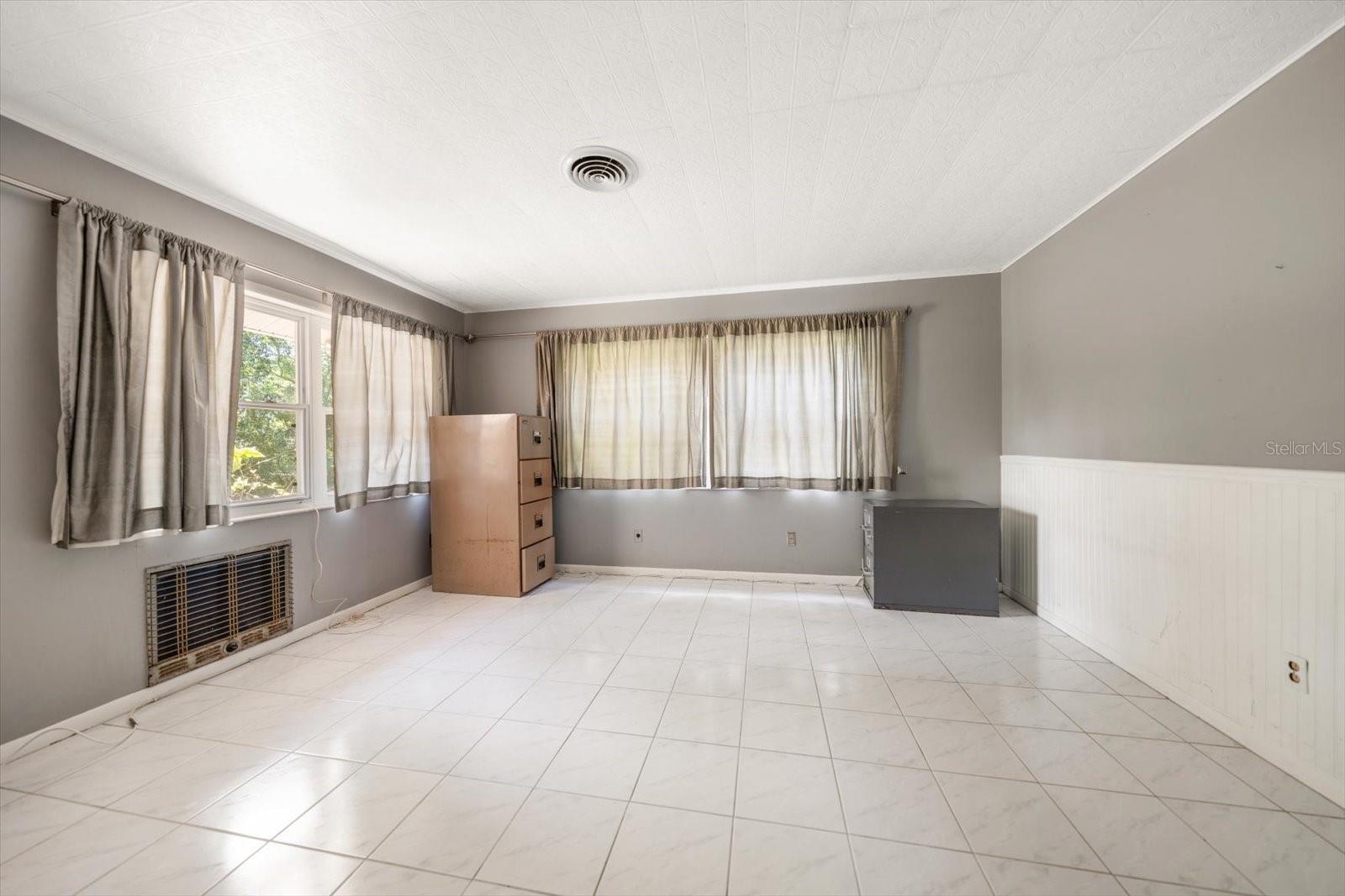 Image 24 of 39 For 11496 74th Avenue