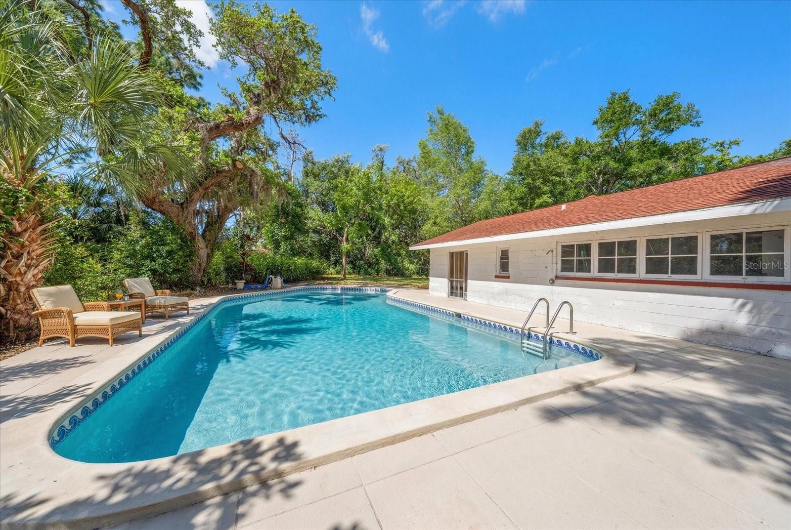 Image 9 of 39 For 11496 74th Avenue