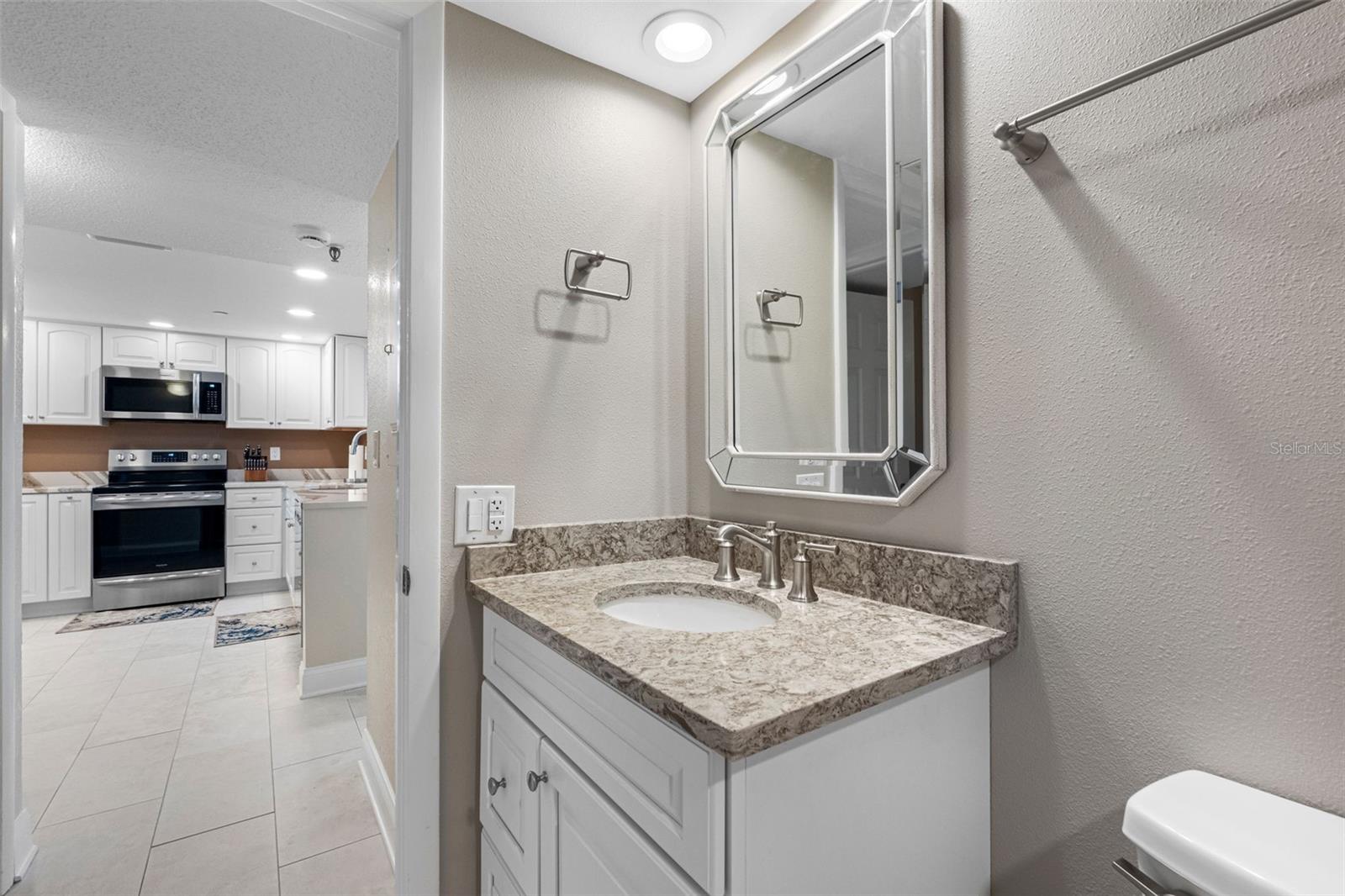 Image 24 of 44 For 20002 Gulf Boulevard 2203