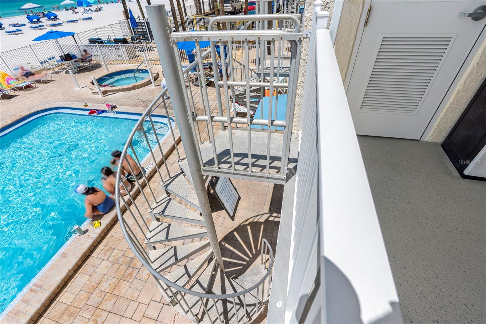 Image 29 of 44 For 20002 Gulf Boulevard 2203