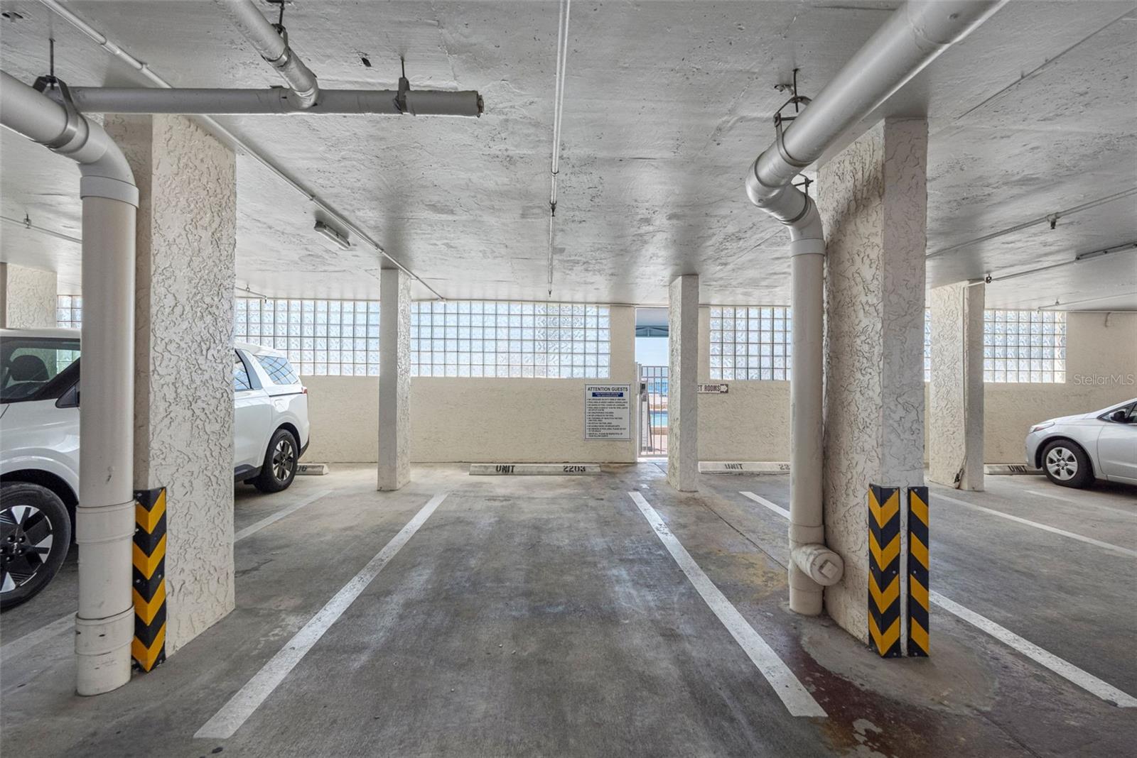 Image 34 of 44 For 20002 Gulf Boulevard 2203