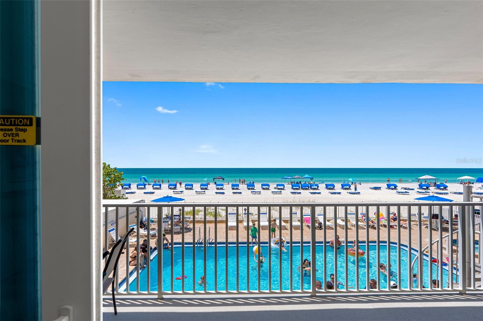 Image 6 of 44 For 20002 Gulf Boulevard 2203