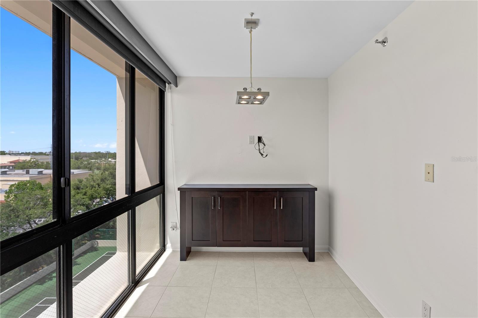 Image 19 of 50 For 3301 Bayshore Boulevard 810a