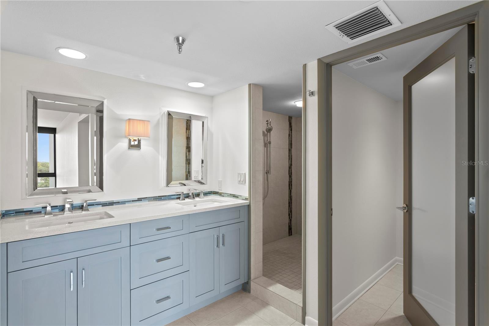 Image 29 of 50 For 3301 Bayshore Boulevard 810a