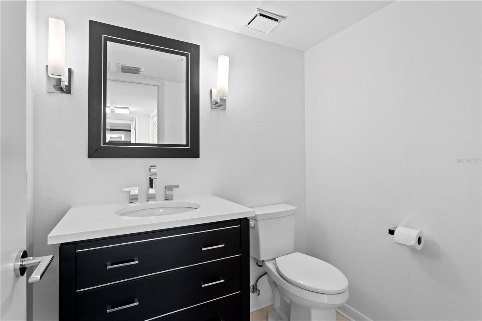 Image 34 of 50 For 3301 Bayshore Boulevard 810a