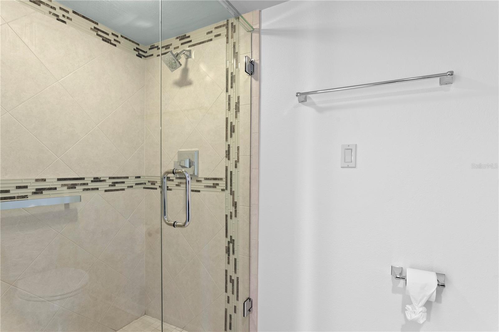 Image 38 of 50 For 3301 Bayshore Boulevard 810a