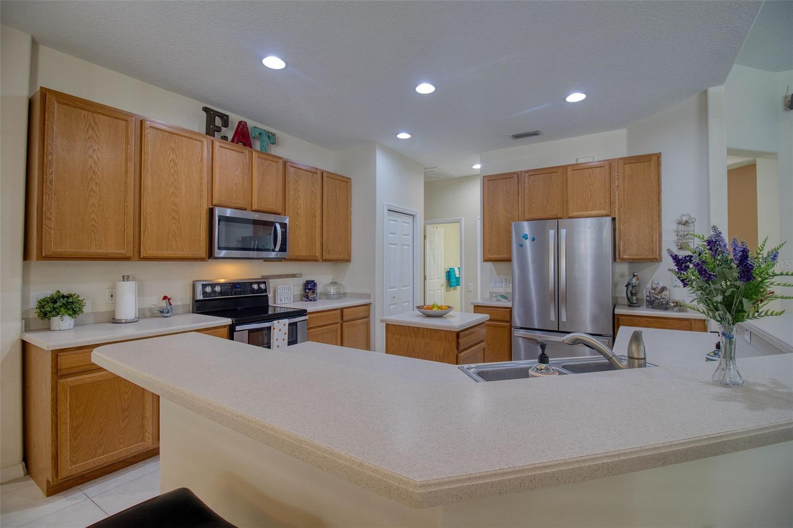 Image 15 of 52 For 2206 Highland Woods Drive