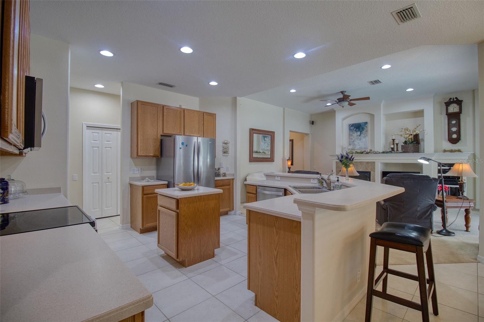 Image 16 of 52 For 2206 Highland Woods Drive