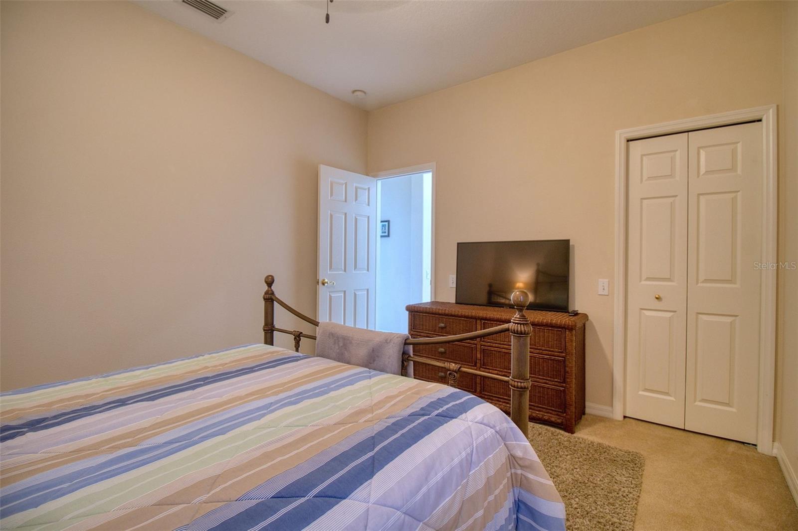 Image 25 of 52 For 2206 Highland Woods Drive