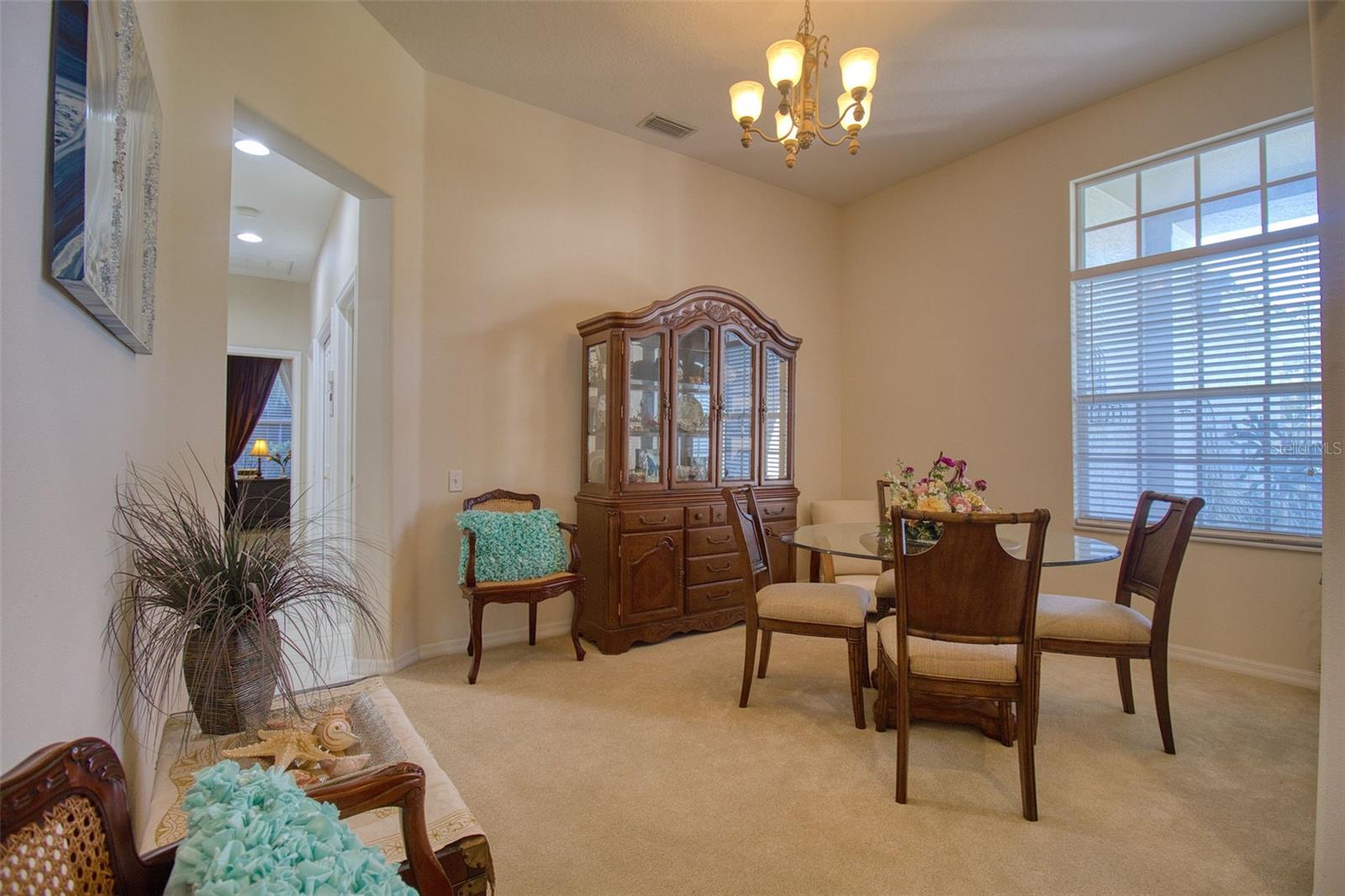 Image 9 of 52 For 2206 Highland Woods Drive