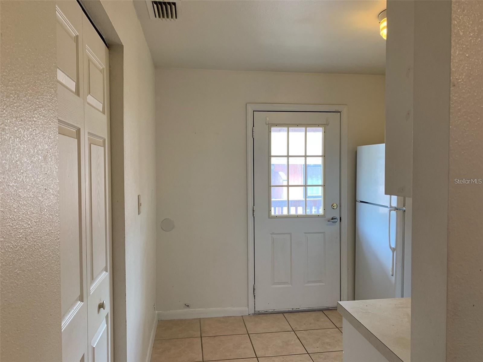 Image 6 of 35 For 12403 Hibiscus Oak Place 202