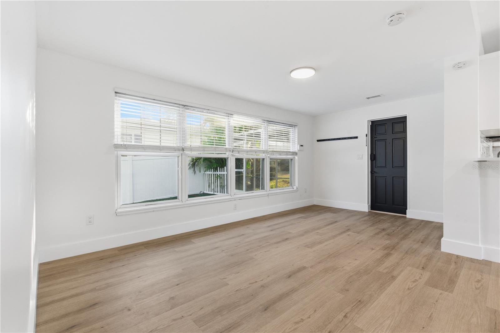 Image 15 of 46 For 327 Sunny Lane