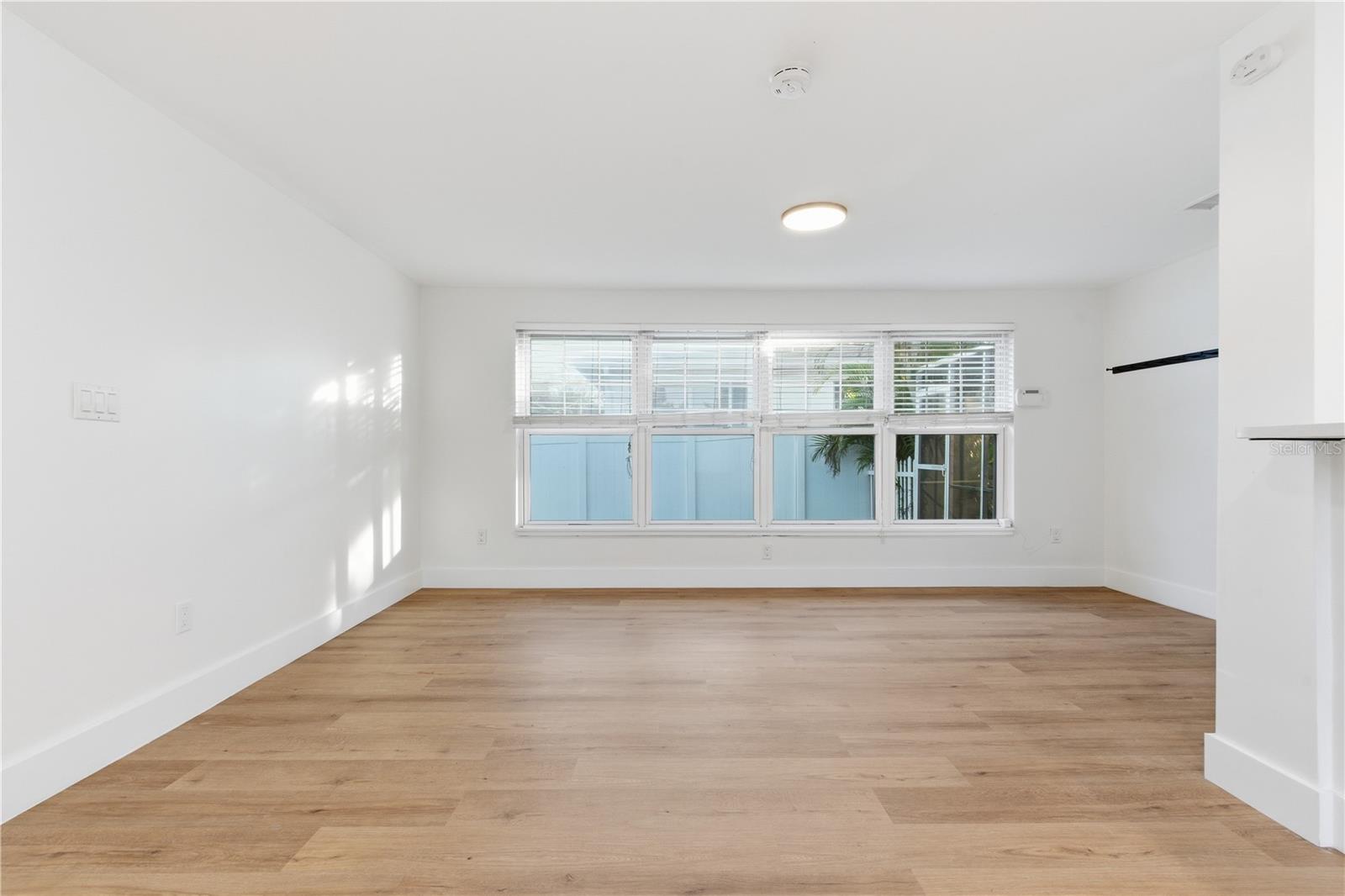 Image 16 of 46 For 327 Sunny Lane